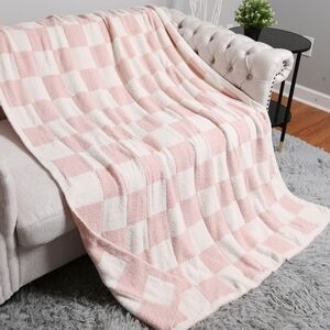 Pink CheckerBoard Patterned Two Tone Blanket Design Reversible Throw